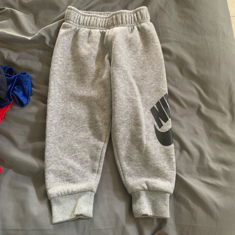Boys size 2t Nike pants